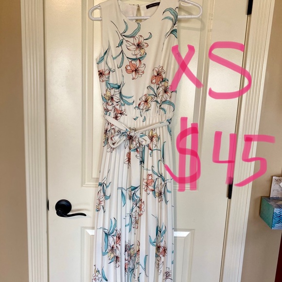 Floral Maxi Dress - XS - Picture 2 of 2